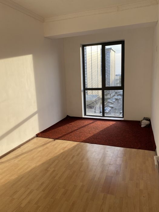 Sheriklika 1 kishi kerak srochna ogil bollarga