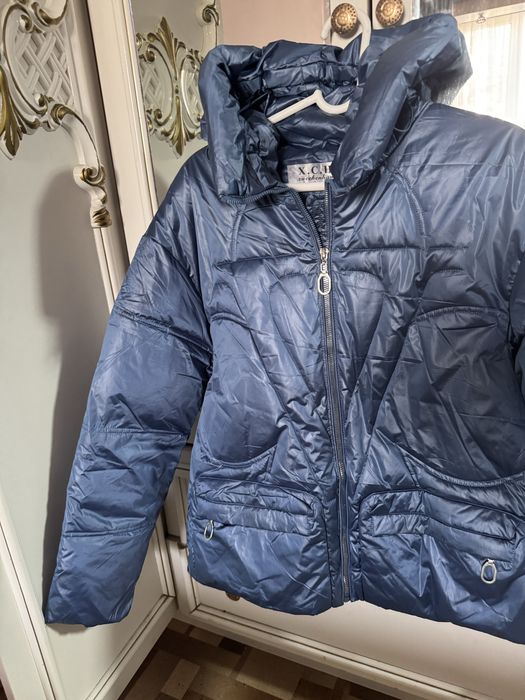 Продам куртки 44 размер