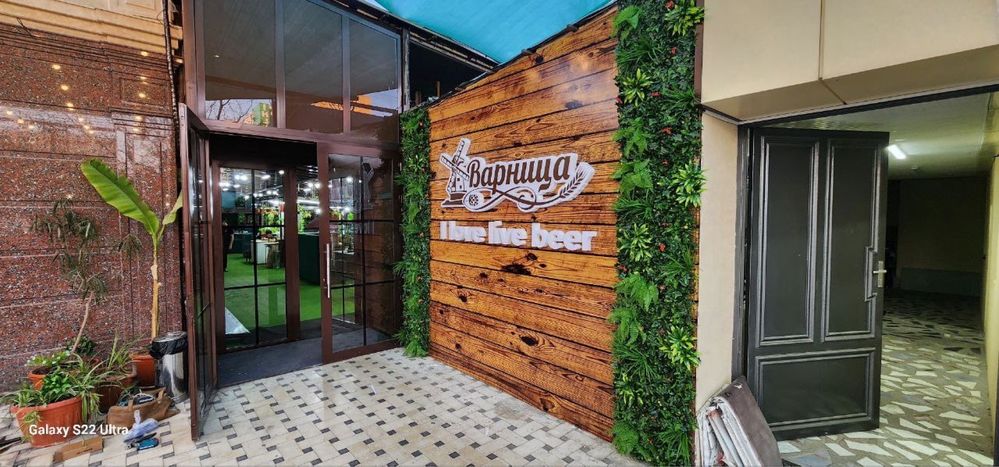Фитостена/ Kafe, bar, xonadonlar uchun Suniy gullar toplami. Искусстве