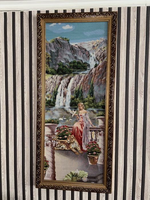 Продам картину в отличном состоянии