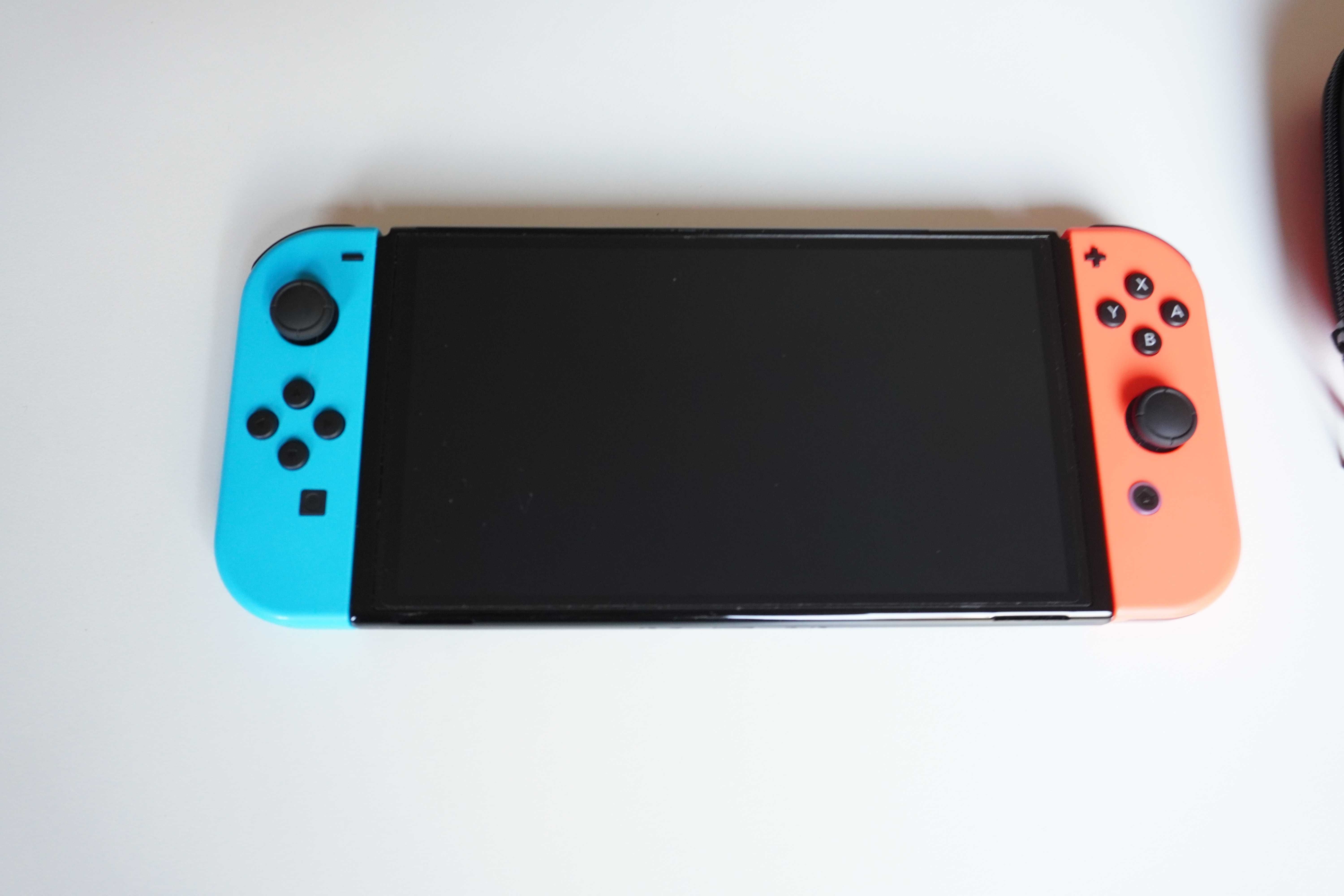 [Garantie] Nintendo Switch OLED + Accesorii - [TechVault]