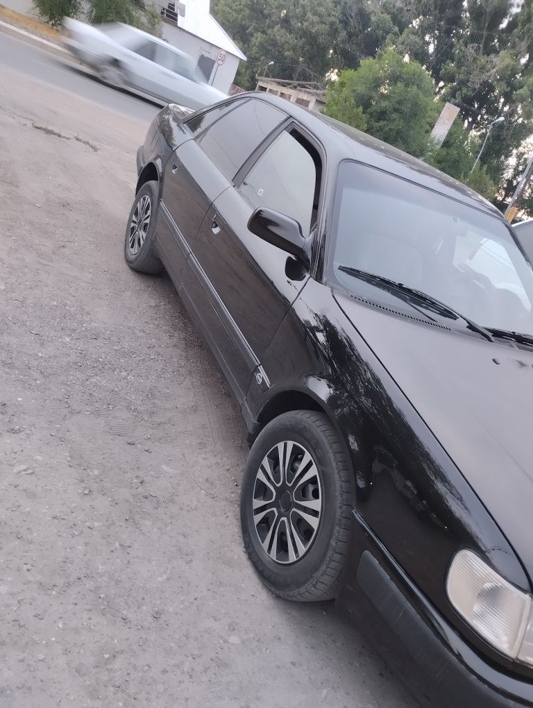 Продается  audi c 4
