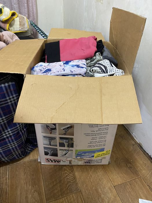 Коробка женских вещей 44-48