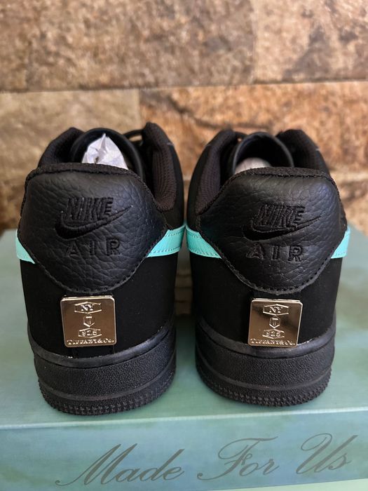 Nike дамски маратонки номер 39