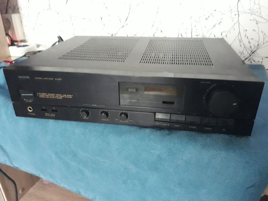 Amplificator pioneer canale