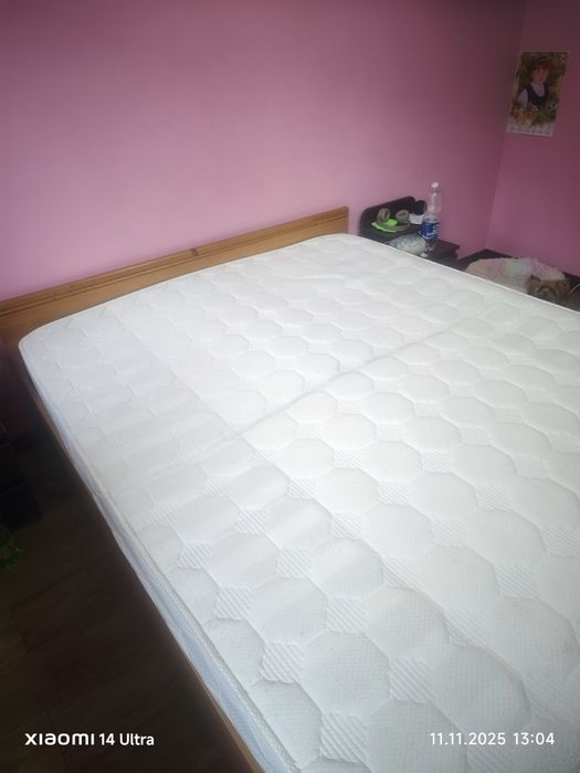 Продам кровать с матрасом