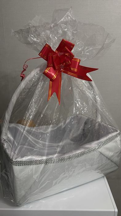 Продам корзину дорба.Новая.Белая.