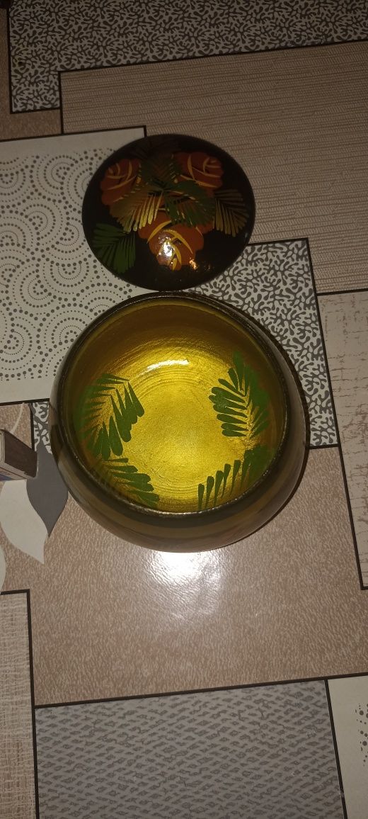 Продаю шкатулка Хохлома