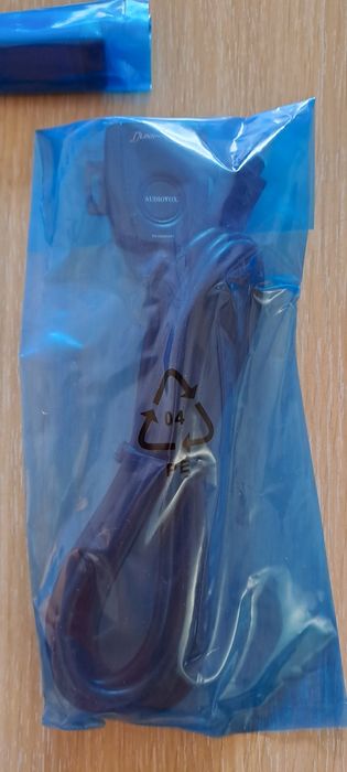 Unitate multimedia NOUA Audiovox VME 9510TS