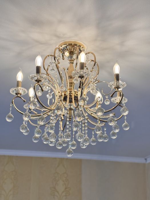 Продам люстру в зал!