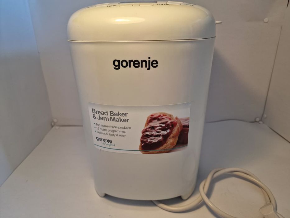 Mașină de făcut pâine Gorenje BM900WII – 550W, 15 programe