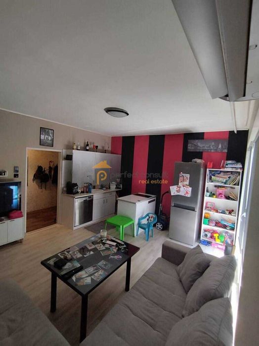 Продава се Тристаен апартамент в Пловдив, Кючук Париж - 64 кв.м за 1610 €/кв.м - Снимка #1