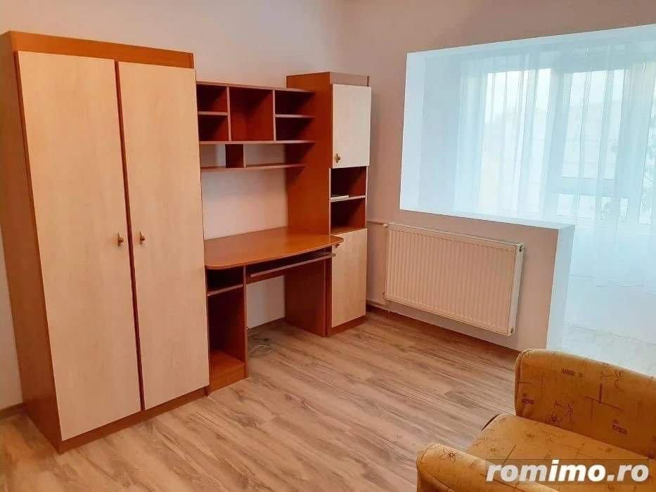 Inchiriez garsoniera in zona Democratiei, Sud, Ploiesti