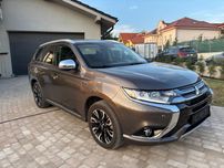 Mitsubishi Outlander PHEV-AWD-2016-Instyle+