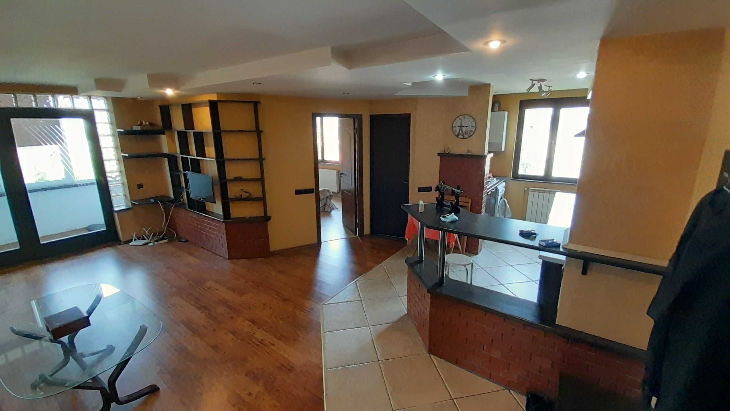 Apartament SEMICENTRAL 2 camere zona Nova Vita  ELIBERABIL 1 IUNIE