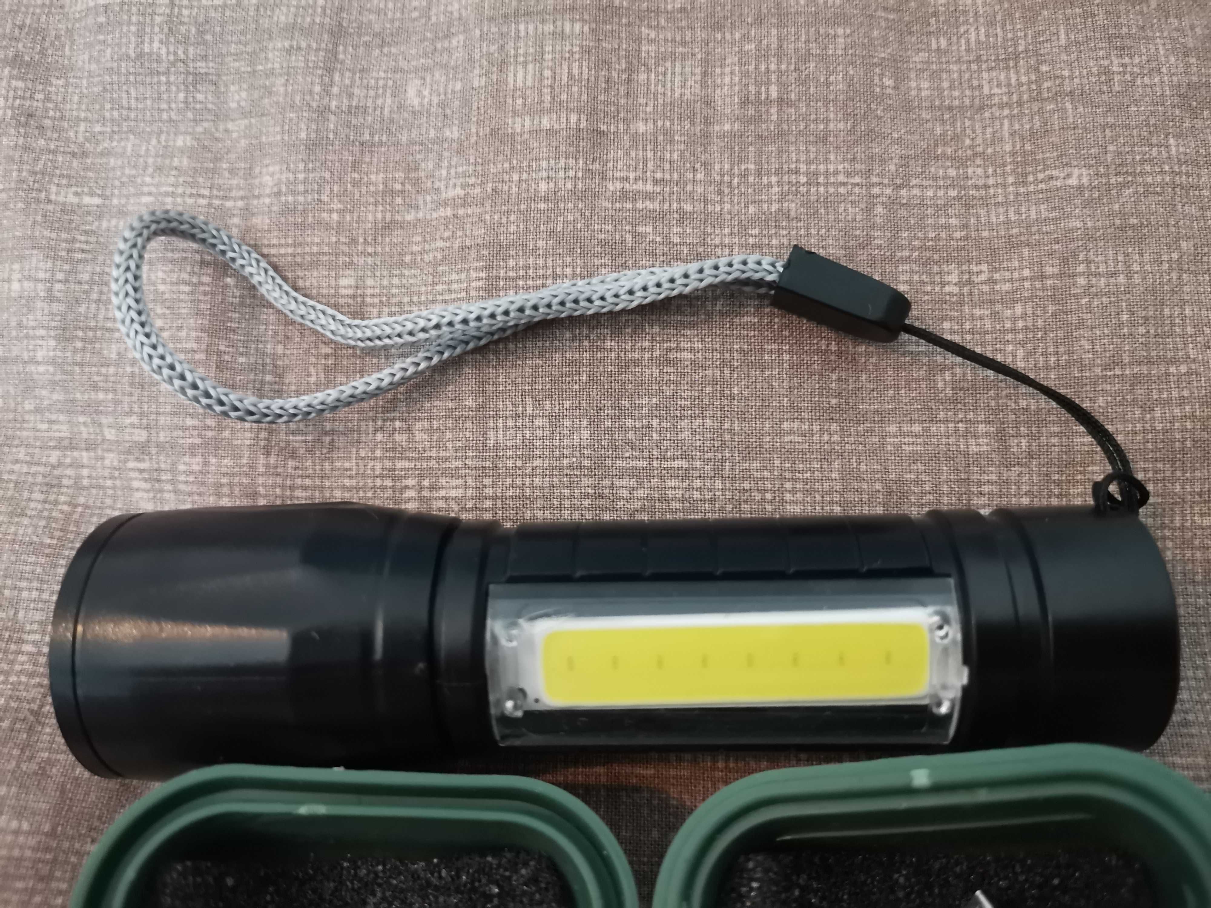 Продавам малък пластмасов фенер с USB зареждане