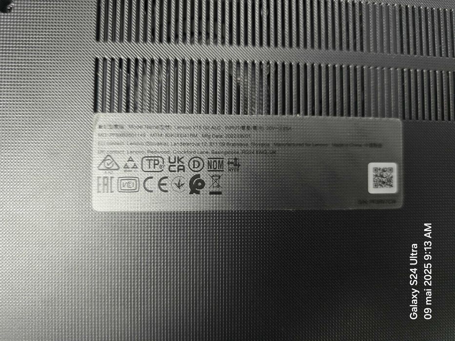 Laptop Lenovo V15 - 8GB RAM, 256GB SSD