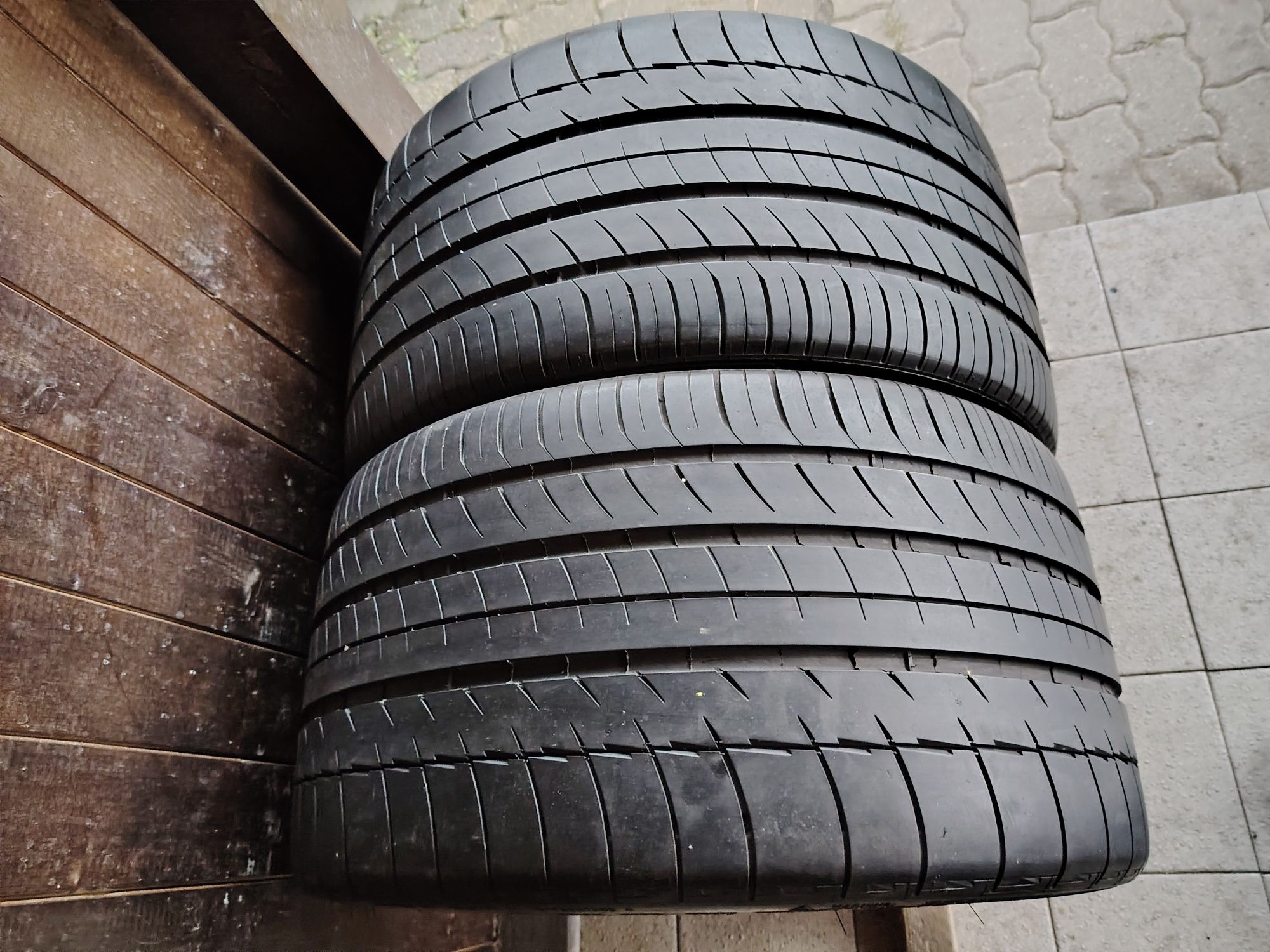 305/30 R19 Michelin PilotSport ZR cu buză, de vara