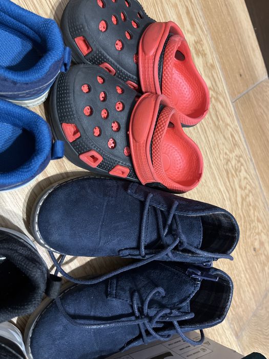 Nr 25 si 26 Adidasi ghete papuci cipici decathlon nike goretex