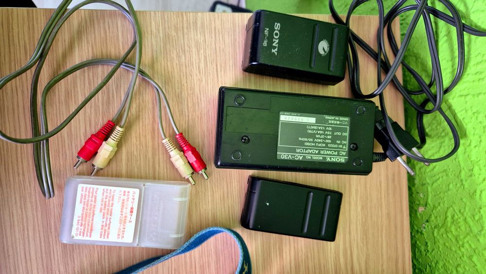 Видеокамера Сони с касета Sony