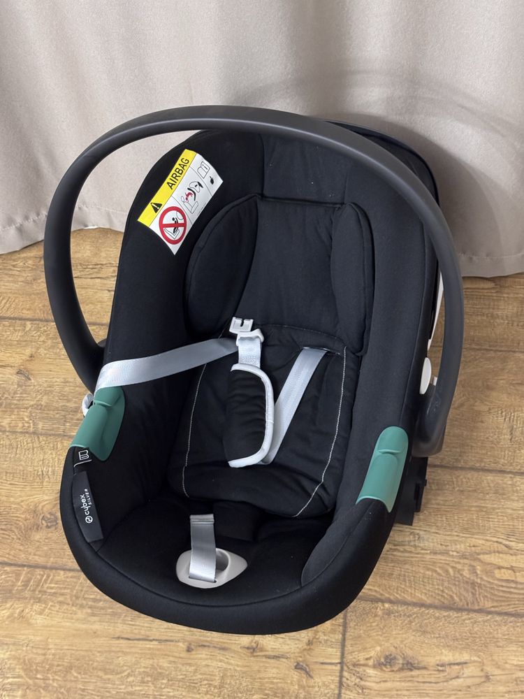 Продаю автолюльку Cybex