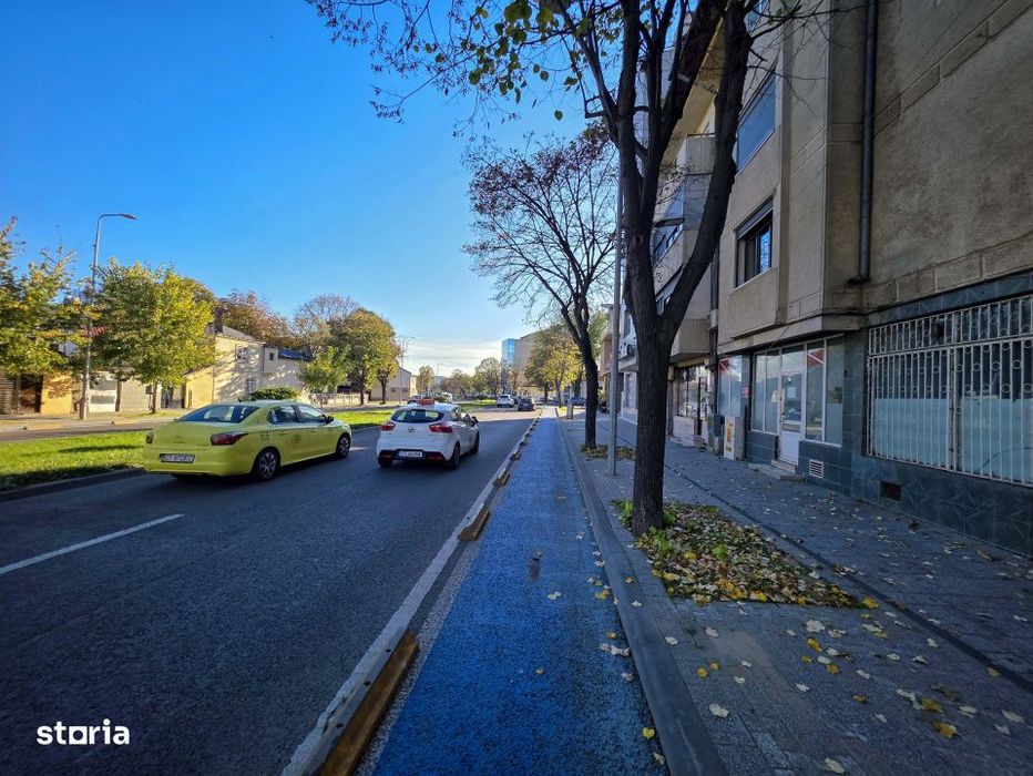 Spatiu comercial de inchiriat - Bulevardul Mamaia, vitrina de 6ml