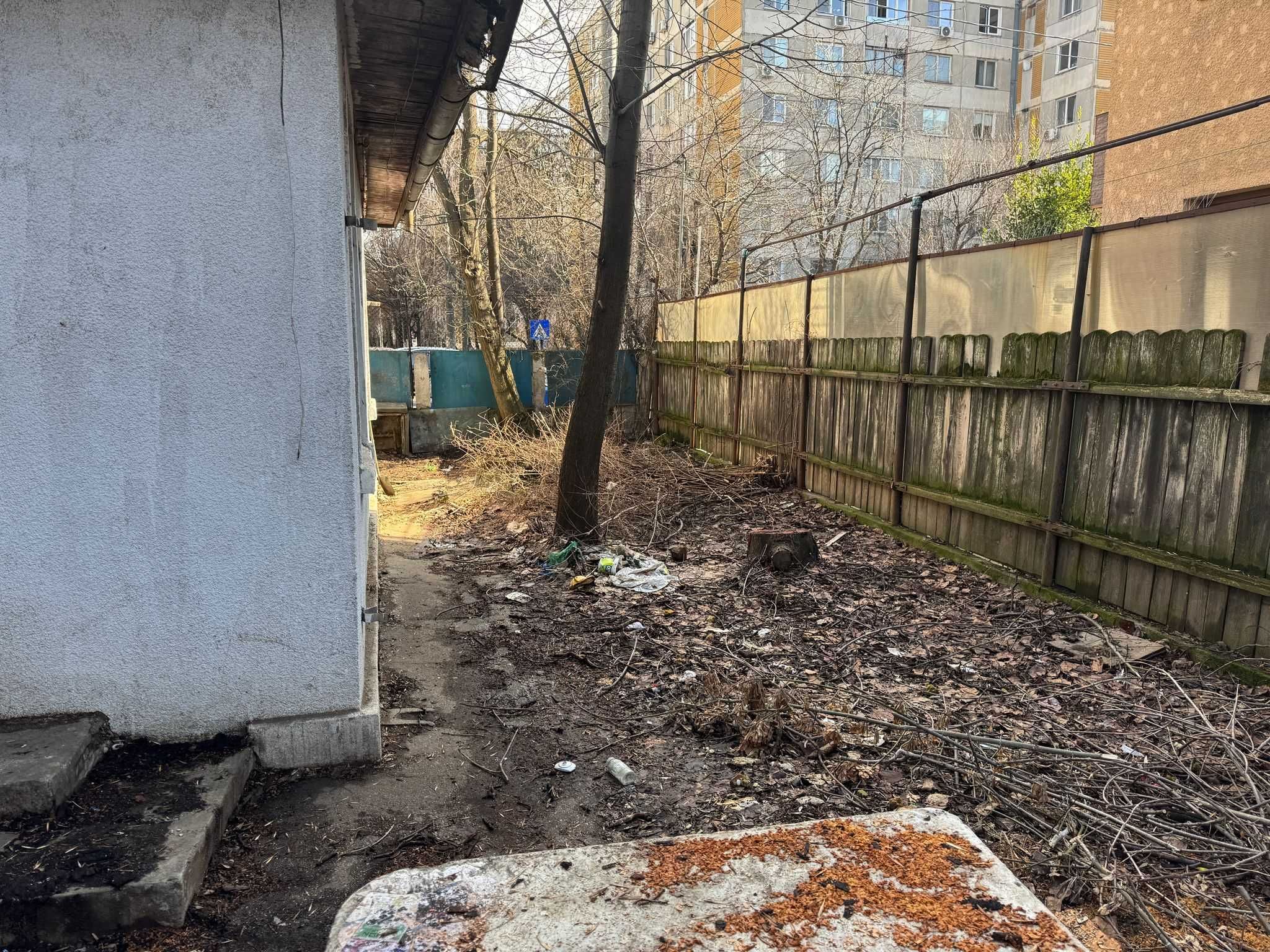 Propietar vand casa cu teren in zona Crangasi Giulesti cu vad mare