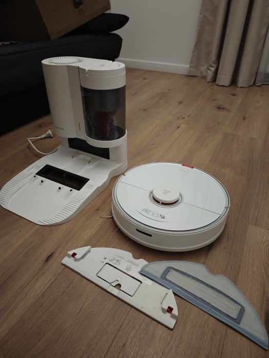 Aspirator robot Roborock S7+ cu Statie