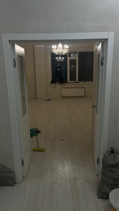 Продается межкомнатные двери белого цвета отличного качества