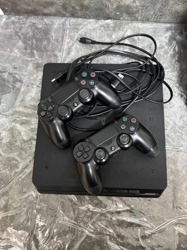 Продается playstation4slim с играми гта,ufc,мк11,фифа23