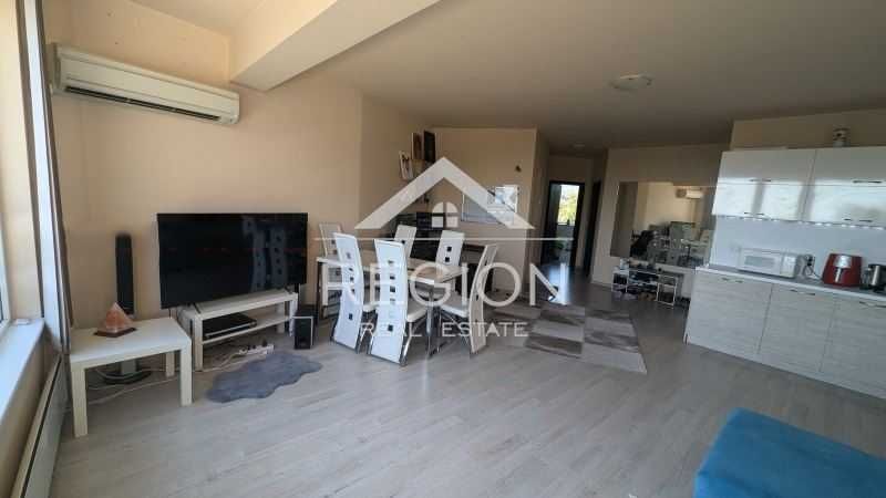 Дава се под наем Тристаен апартамент в Варна, м-т Траката - 80 кв.м за 625 € - Снимка #2