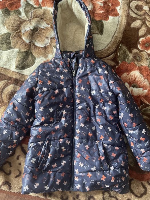 Теплая куртка на девочку