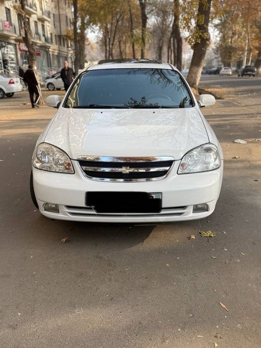 Продается Lacetti 2013 года