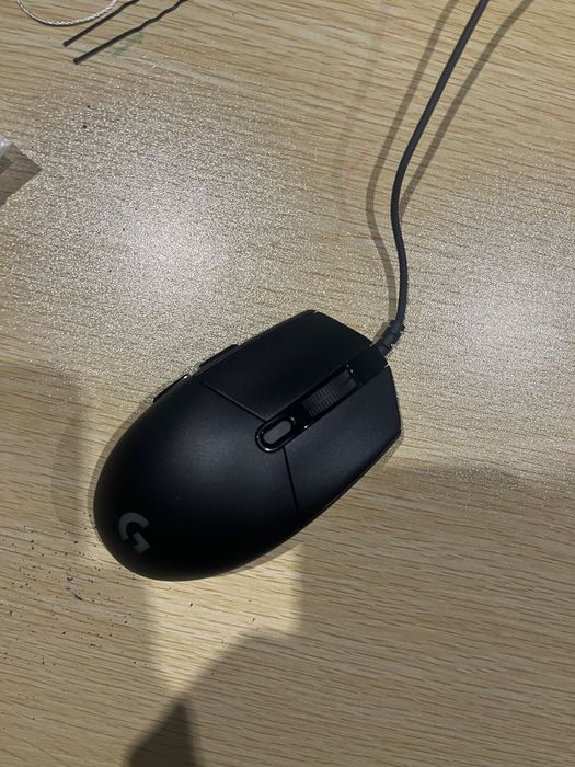 Мышка Logitech g102