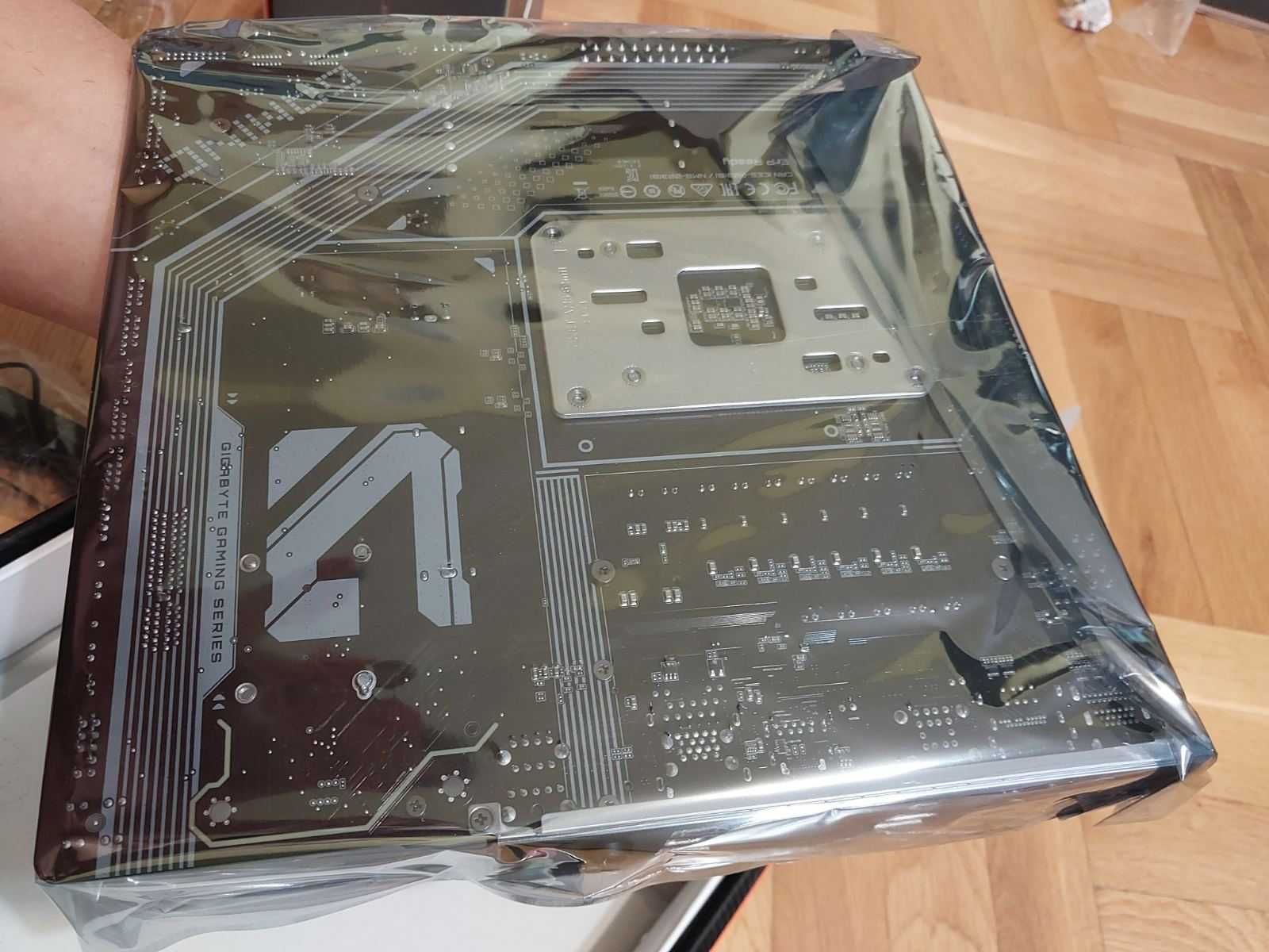 AMD Ryzen 7 7700X + Gigabyte B850M Gaming Wi-Fi