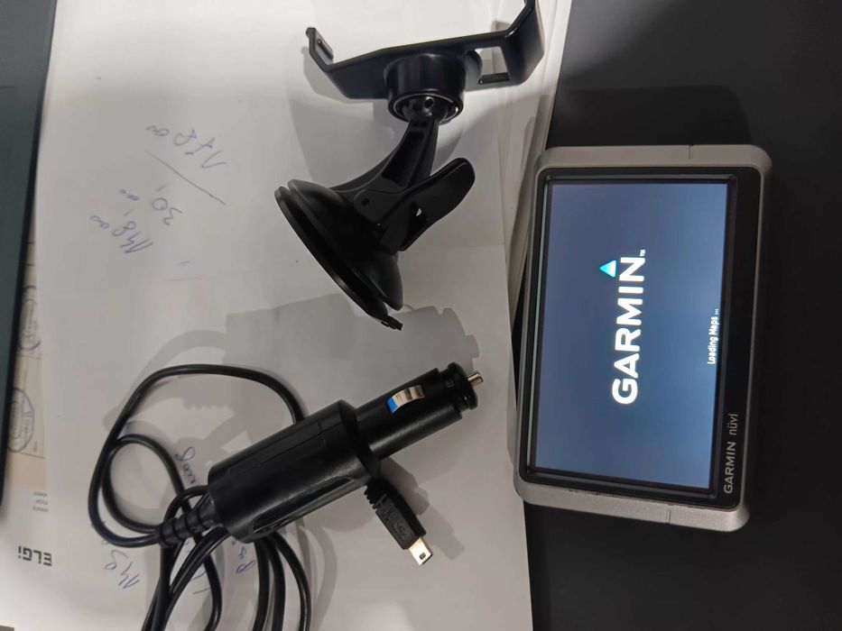 GPS навигация Garmin nuvi 200w