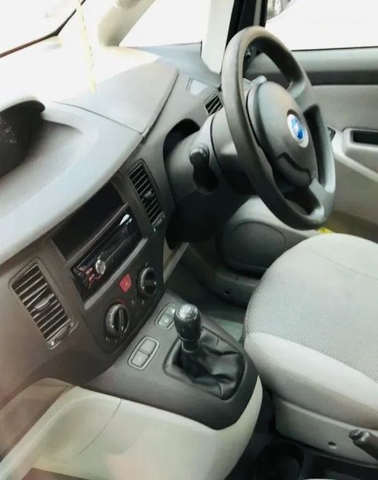 Dezmembrez dezmembrari Fiat Idea 1.4 benzina an 2005