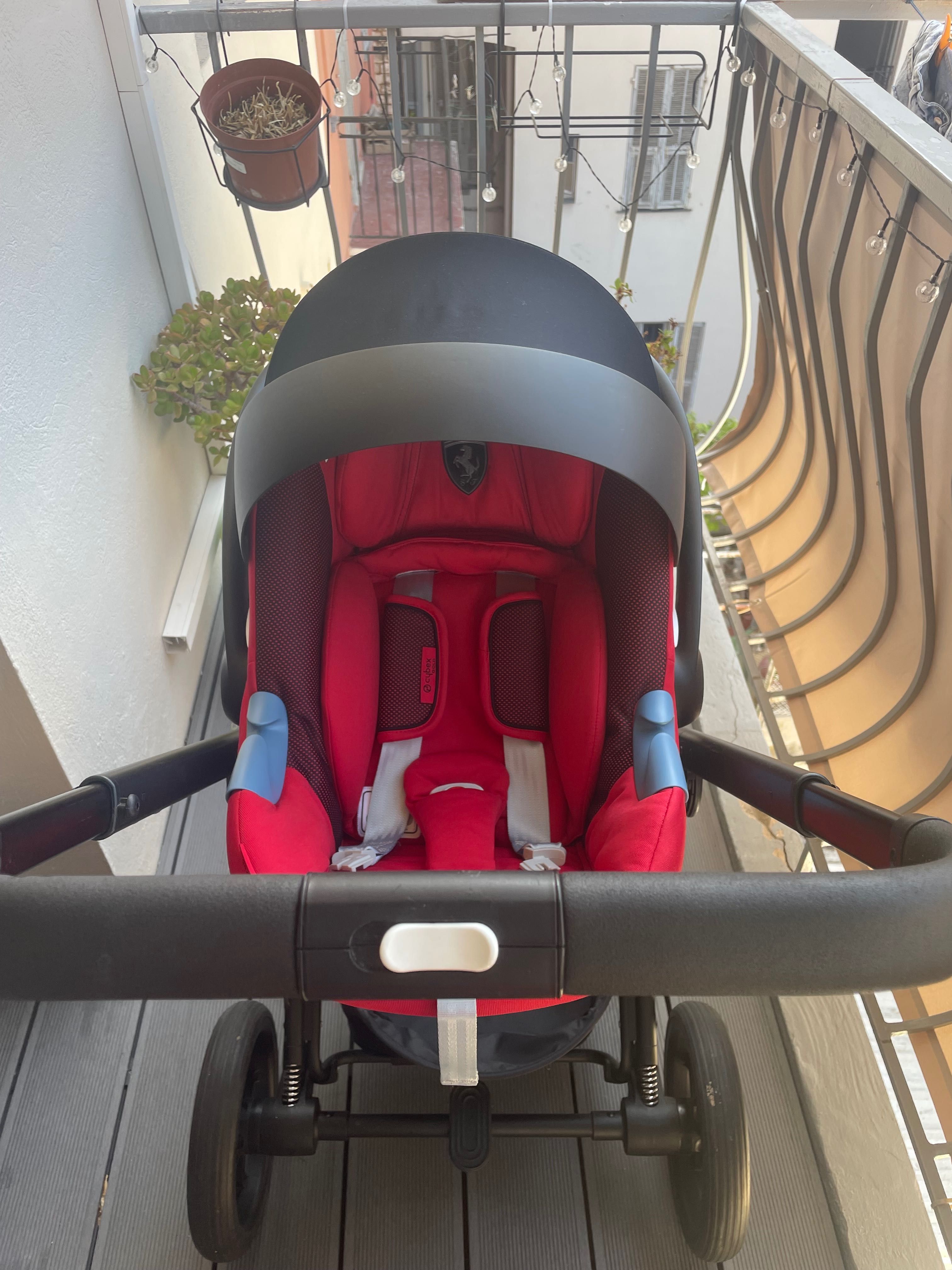 Количка Cybex  Balios S Lux Ferrari black+столче за кола Cybex Ferrari