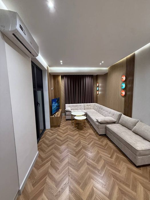 Хонсарой 2х комнатная Квартира Парламент