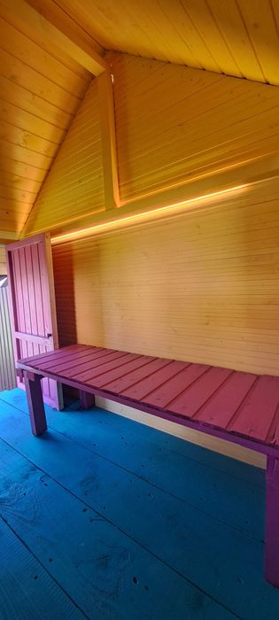 Căsuță din lemn pentru copii