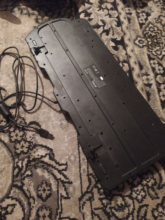 Продам монитор и клаву