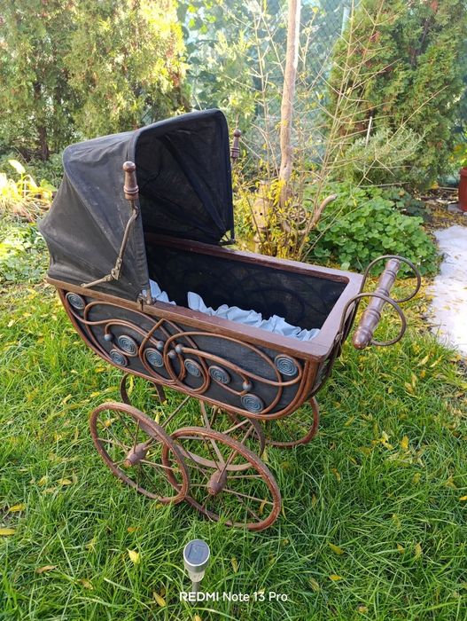 Vintage количка за кукли