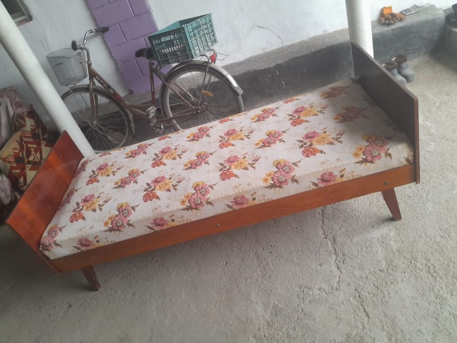 Продам кровать..