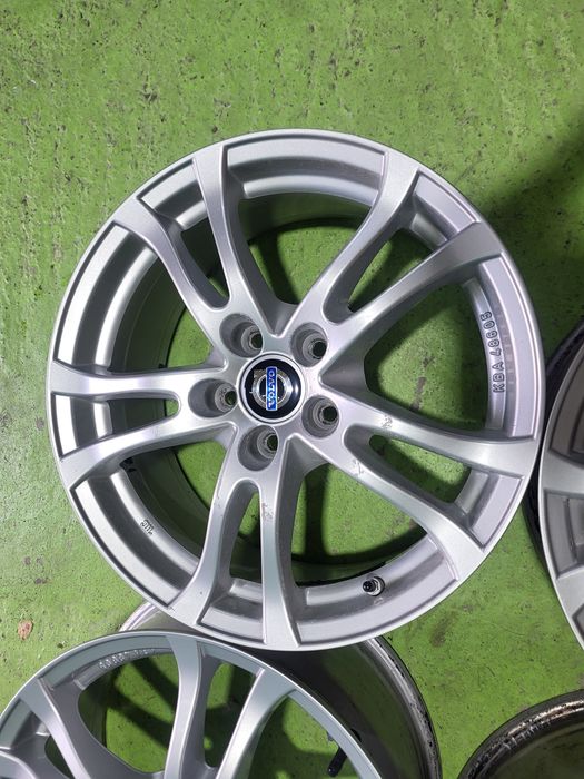 17 5x108 Volvo Ford  лети джанти 5х108
