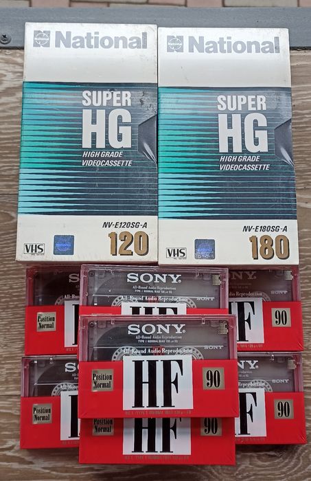 Ку пл ю видеокассеты  новые