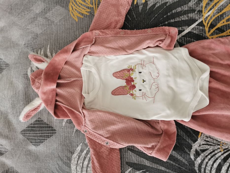 Продавам комплект за момиче