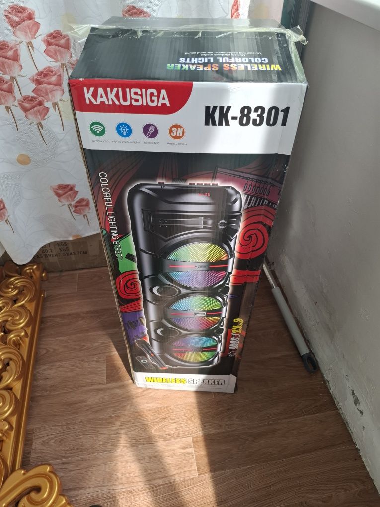 Продам новую метровую беспроводную колонку