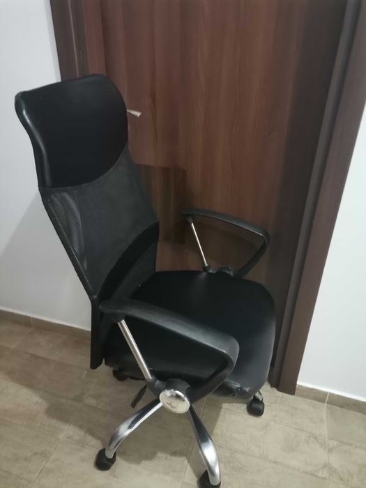Офис стол геймърски