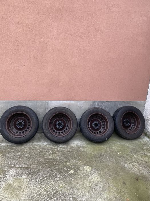 Roti anvelope iarna set complet 195/65/15T