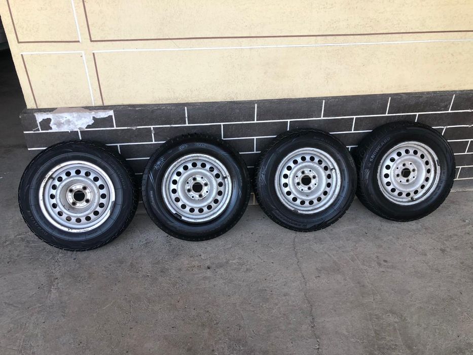 Продам шины с дисками